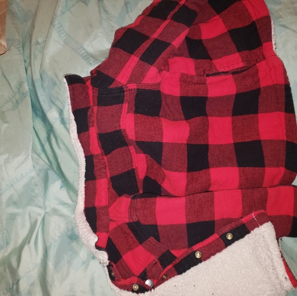 Save 💵 when you bundle. Boys coat - Picture 4 of 4